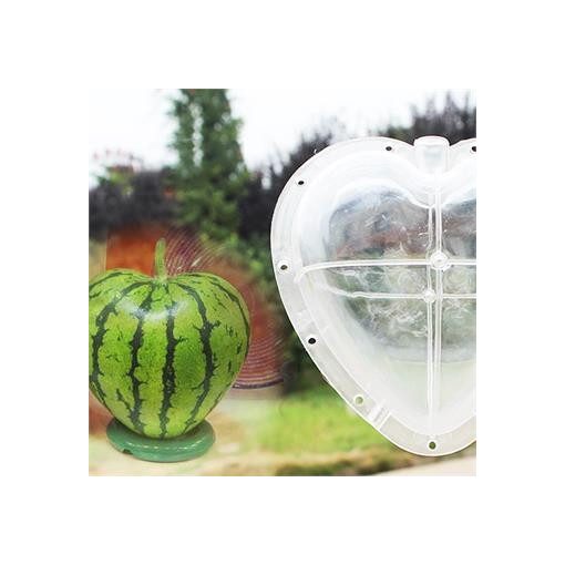 Kreatív görögdinnye-formázó szívalakú